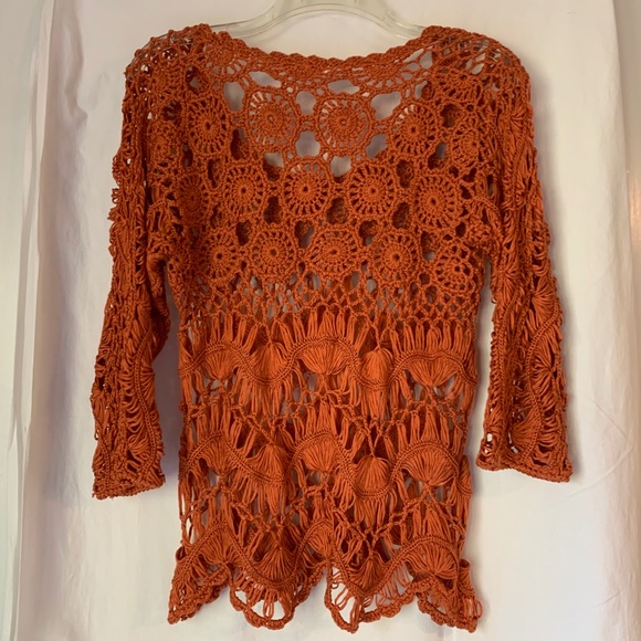 Umgee burnt orange crochet sweater/top - Picture 5 of 5